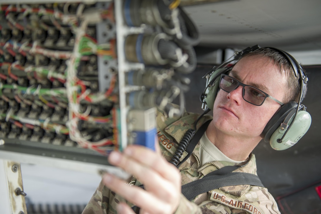 U.S. Air Force Senior Airman Travis Legg troubleshoots an F-16 Fighting Falcon aircraft with a faulty radar module on Bagram Airfield, Afghanistan, Nov. 30, 2015. Legg is an avionics technician assigned to the 455th Expeditionary Aircraft Maintenance Squadron, deployed from Hill Air Force Base, Utah. U.S. Air Force photo by Tech. Sgt. Robert Cloys