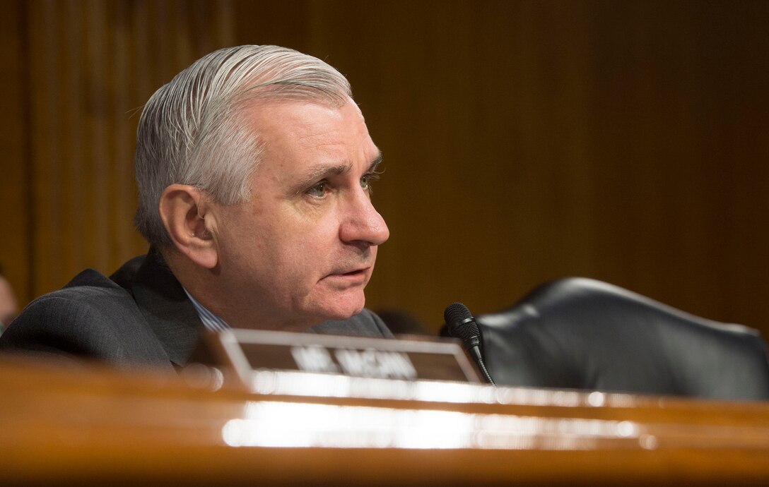 Sen. Jack Reed questions Defense Secretary Ash Carter during a U.S. Senate Armed Services Committee hearing on Capitol Hill in Washington, D.C., Dec. 9, 2015. DoD photo by U.S. Navy Petty Officer 1st Class Tim D. Godbee