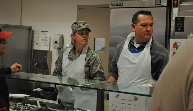 Travis reservists give thanks at Yountville Veterans Home.

For more years than some 349th Air Mobility Wing reservists can remember, they have spent Thanksgiving with the veterans at the California Veterans Home, Yountville. 

