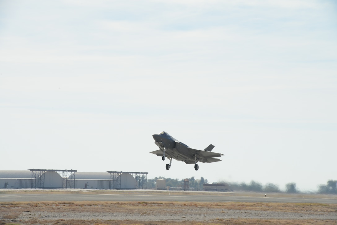 Lt. Col. Eric Puels, 944th Operations Group Detachment 2 director of operations, lands the 3000th F-35 Lightning II sortie Dec. 10, 2015. at Luke Air Force Base, Ariz. (U.S. Air Force photo by Senior Airman James Hensley)
