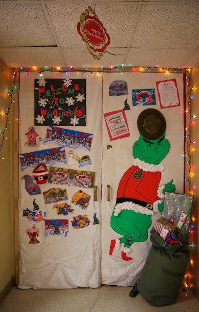 2015 Decorated Door Judging Contest > Marine Corps Recruit Depot, San 