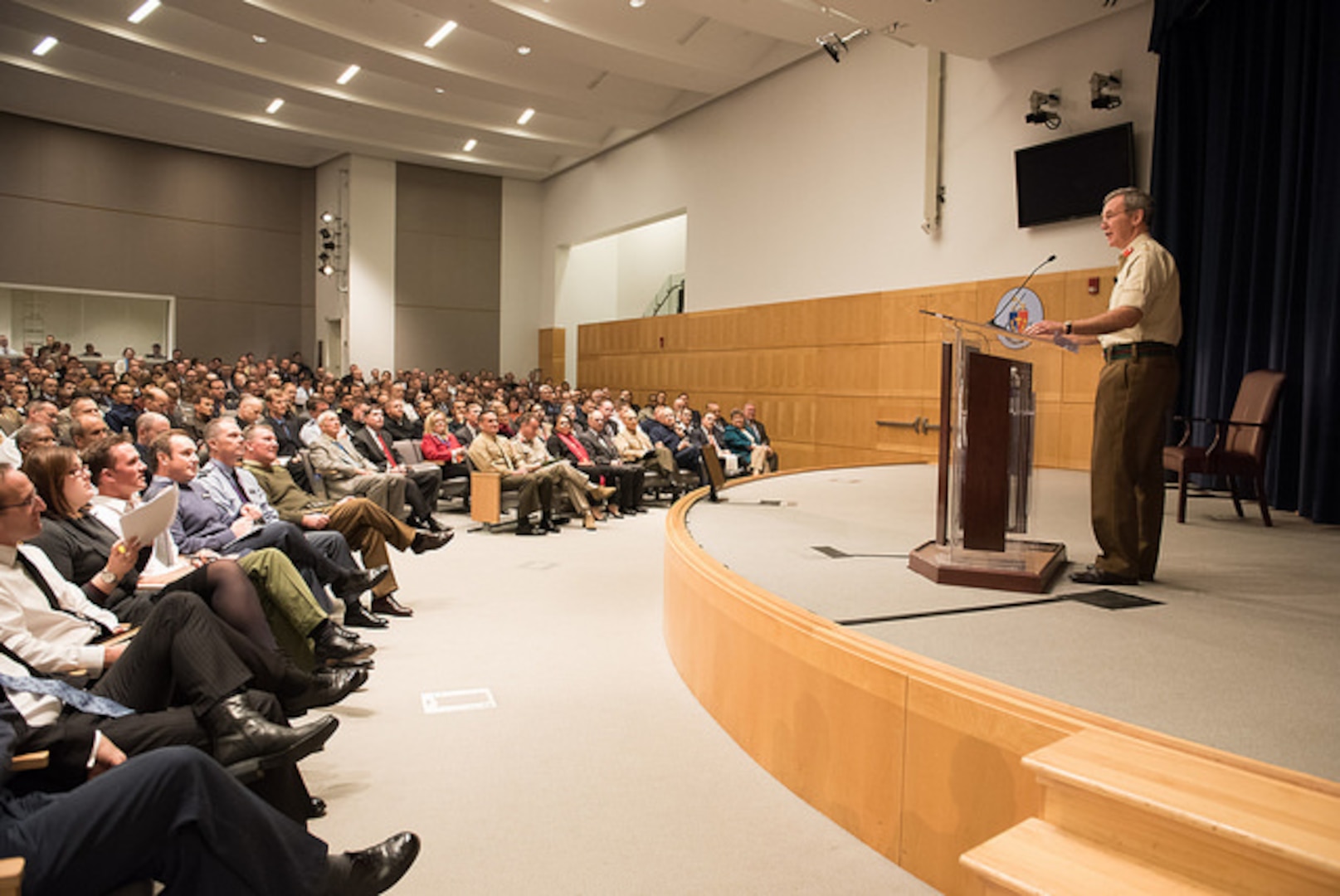 General Sir Nicholas Houghton, UK Chief of Defence Staff, addresses the NDU student body as part of the Distinguished Leader Program series.