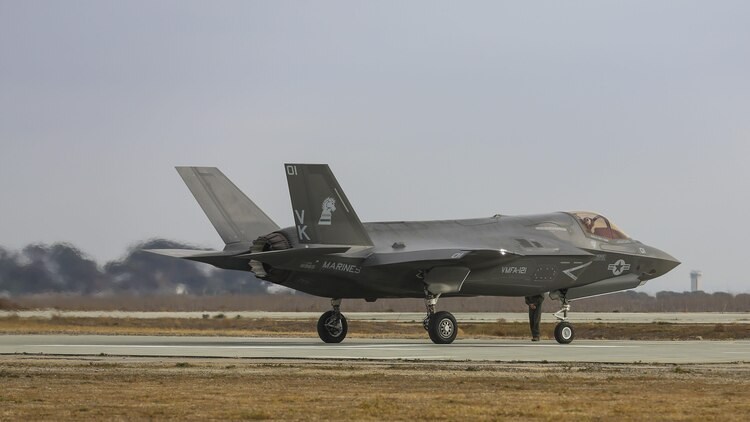 An F-35B Lightning II with Marine Fighter Attack Squadron (VMFA) 121 taxis down the runway at Red Beach at Marine Corps Base Camp Pendleton, Calif., Dec. 10, 2015. This is the first time that the F-35 conducted close air support missions in support of exercise Steel Knight. 