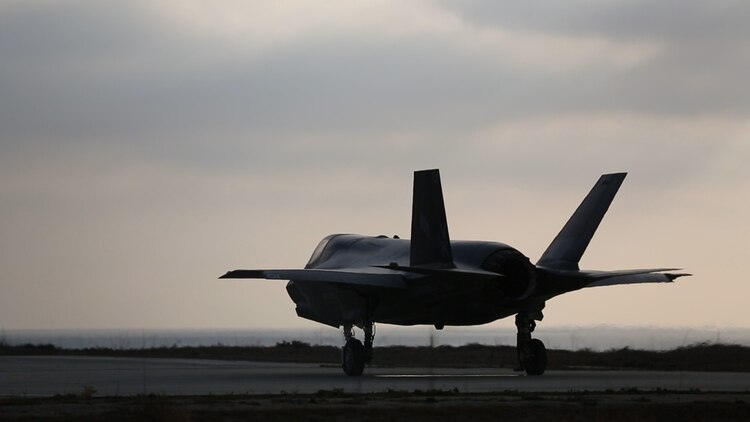 An F-35B Lightning II with Marine Fighter Attack Squadron (VMFA) 121 conducts a refueling on Red Beach at Marine Corps Base Camp Pendleton, Calif., Dec. 10, 2015. This is the first time that the F-35 conducted close air support missions in support of exercise Steel Knight. 