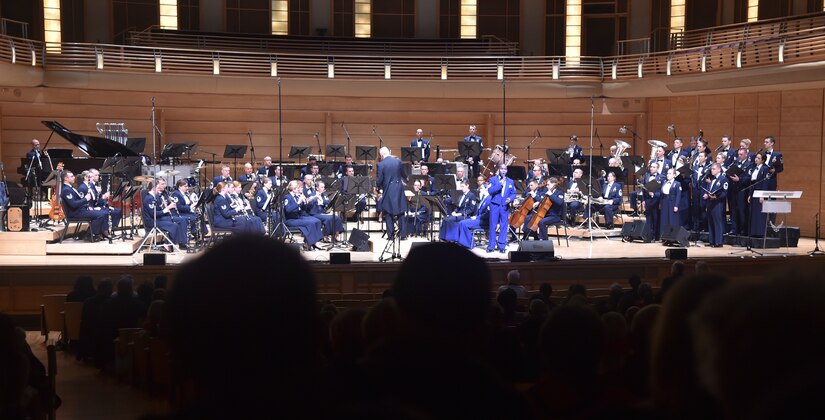 The U.S. Air Force Concert Band performs at the Strathmore Theatre in Bethesda, Md., Dec 1, 2015. The Air Force Band is the Air Force’s premier musical organization. The excellence demonstrated by the Band’s Airmen is a reflection of the excellence carried out 24 hours a day by Airmen stationed around the globe. (U.S. Air Force photo/ Airman 1st Class J.D. Maidens/ released)