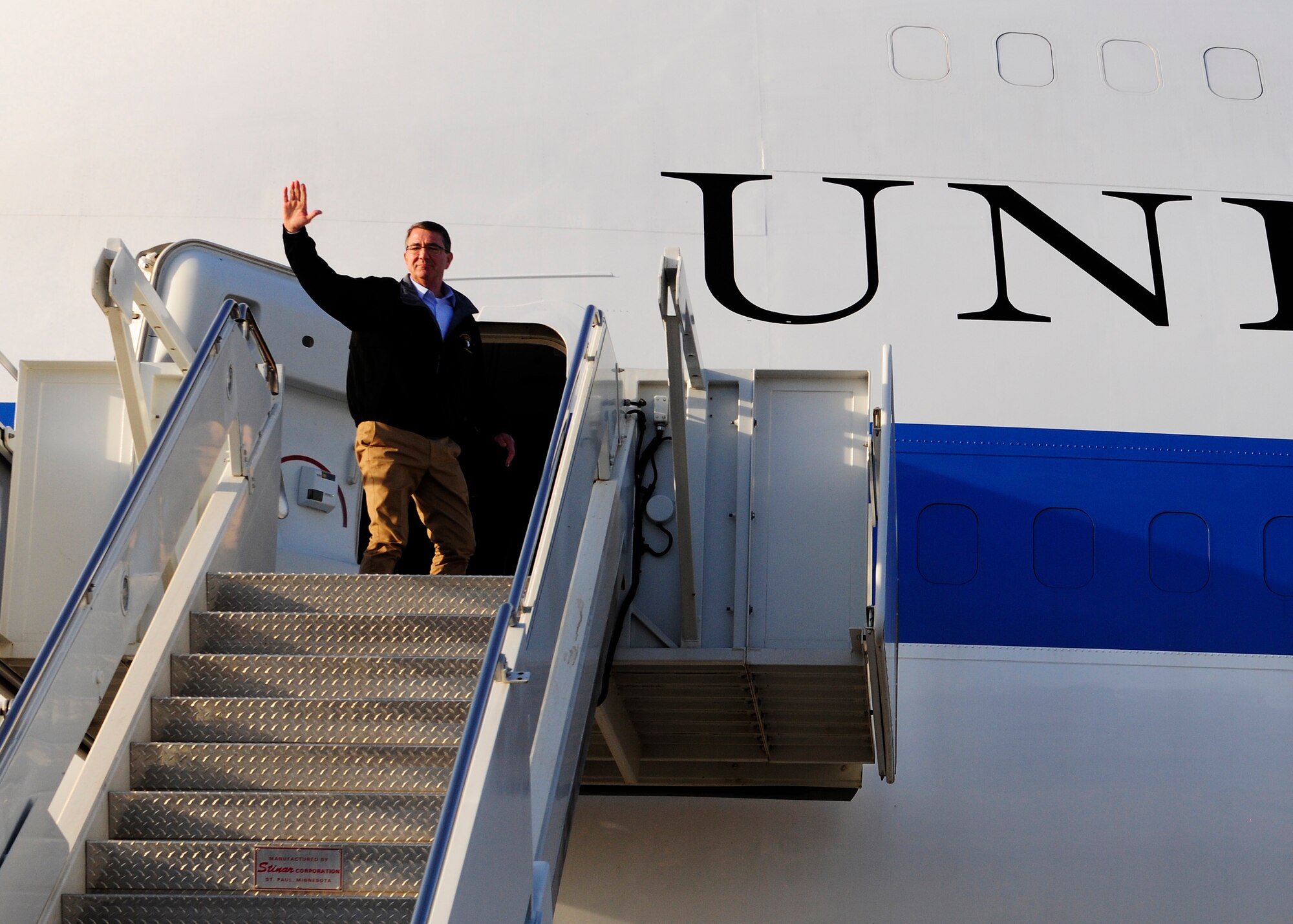 Defense Secretary Ashton B. Carter departs after a base visit Dec. 15, 2015, at Incirlik Air Base, Turkey. During his visit, Carter spoke with leadership from U.S. and coalition force militaries, as well as met with military members and dependents currently at Incirlik AB. (U.S. Air Force photo by Senior Airman Krystal Ardrey)