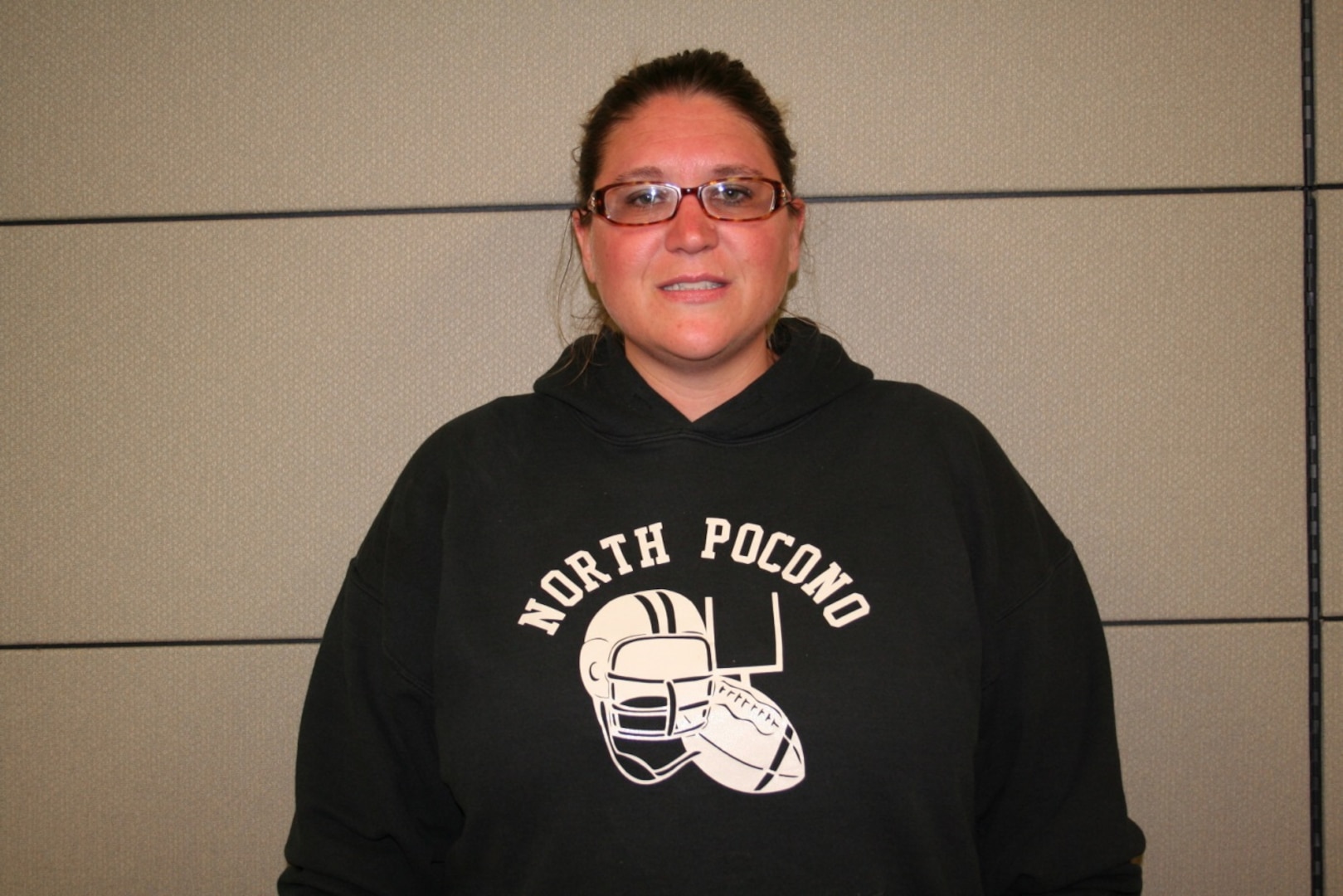 Stacey Scutt, distribution process worker at Defense Logistics Agency Distribution Tobyhanna, Pa., has been named Employee of the Quarter for the fourth quarter of fiscal year 2015.