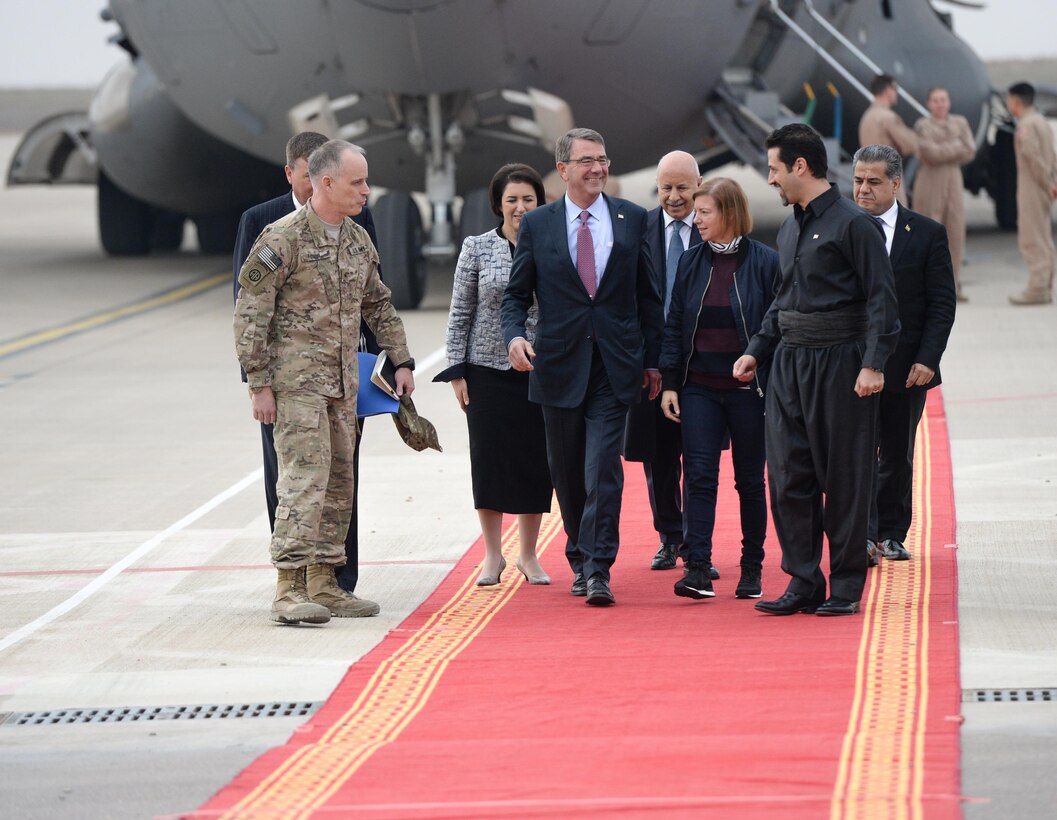 U.S. Defense Secretary Ash Carter and his wife, Stephanie, arrive in Irbil, Iraq, Dec. 17, 2015. DoD photo by Army Sgt. 1st Class Clydell Kinchen