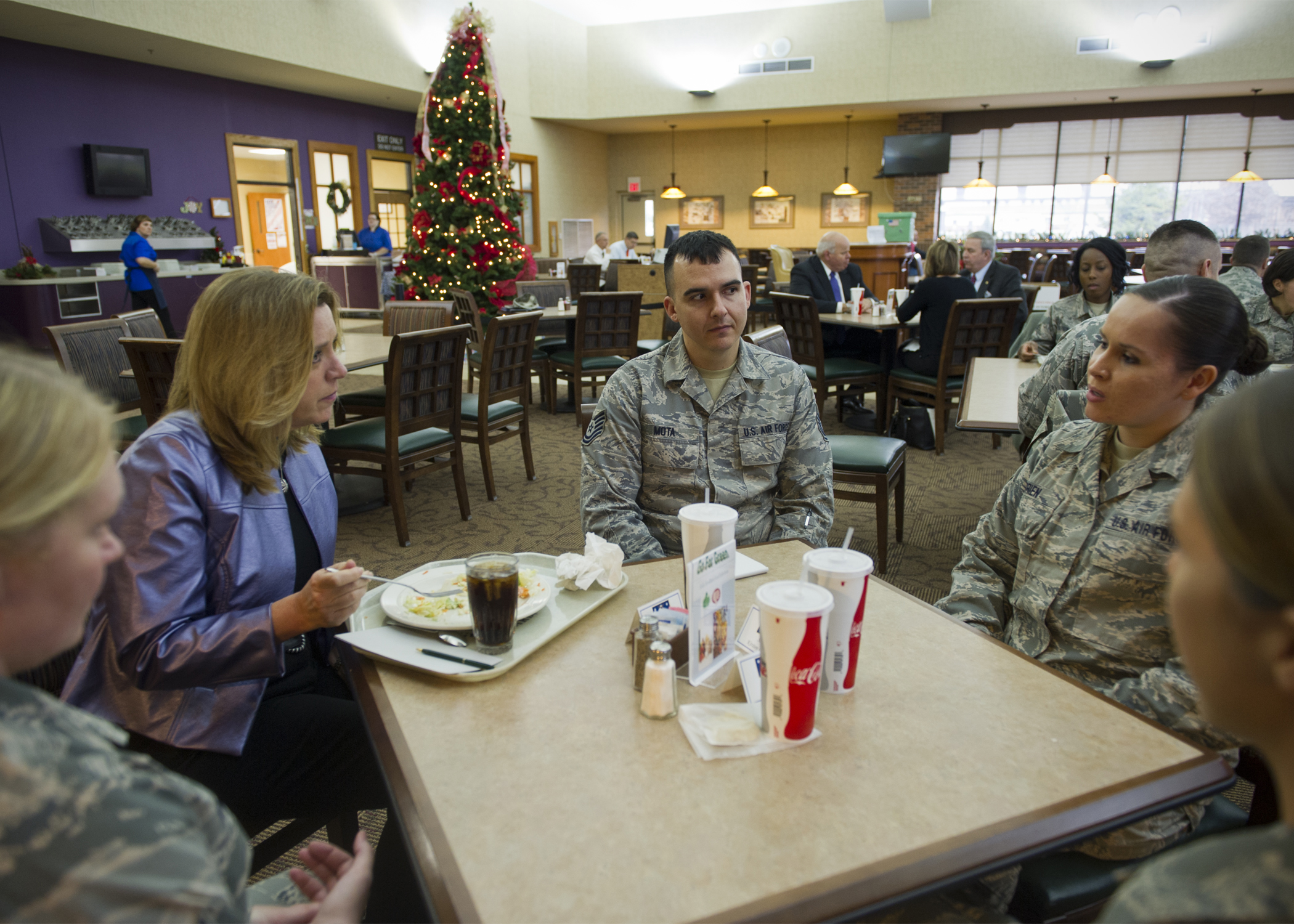 Secretary of the Air Force visits Grissom > Grissom Air Reserve Base > Article Display