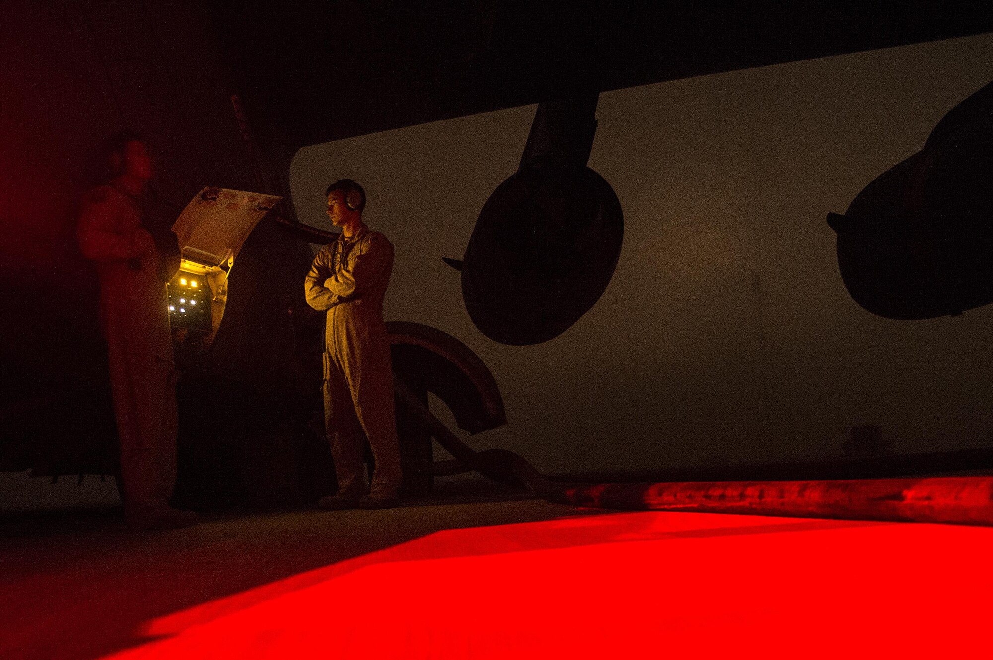 U.S. Air Force Airmen from the 816th Expeditionary Airlift Squadron pump excess fuel from a C-17 Globe Master into the fuel supply at a coalition bases in Iraq in support of Operation Inherent Resolve, Dec.16, 2015. OIR is the coalition intervention against the Islamic State of Iraq and the Levant. (U.S. Air Force photo by Tech. Sgt. Nathan Lipscomb)