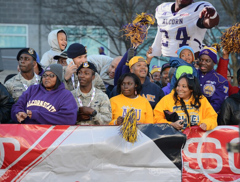 A group of Air Force Reservists joint the crowd for ESPN's SportCenter on the Road. The first ever Air Force Reserve Celebration Bowl drew more than 35 thousand fans to the game that was televised nationally on ABC. (Air Force photo/Master Sgt. Chance Babin)