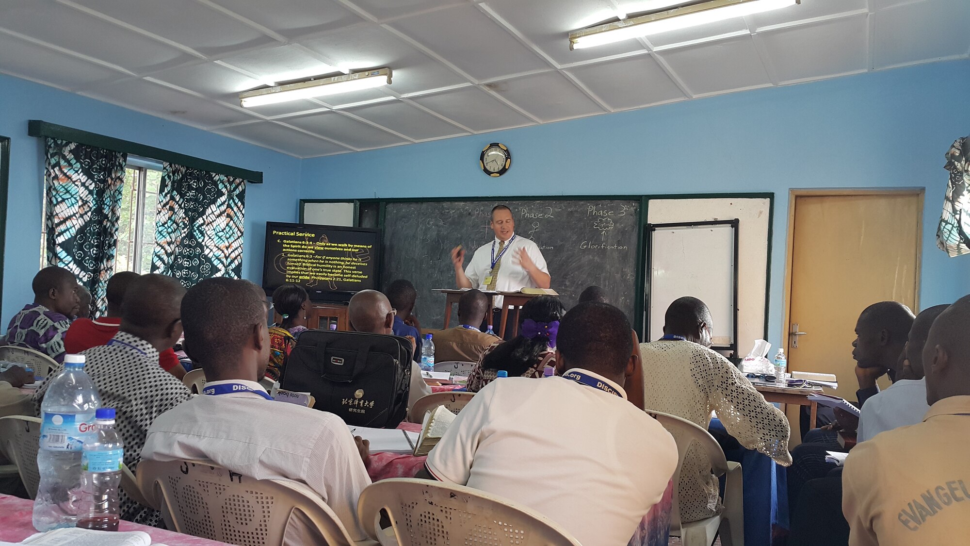 As part of a program called Disciple Makers Multiplied, Tommy Northcott, ATA section manager of the AEDC Electric Utility System, went on a mission trip to Freetown in Seirra Leone, Africa, Nov. 5-16 to teach a weeklong conference. Pictured standing is Northcott teaching his class. (Courtesy photo)