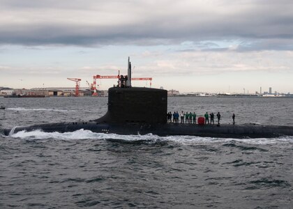 151222-N-ED185-079 TOKYO BAY (Dec. 22, 2015) The Virginia-class fast-attack submarine USS Texas (SSN 775) transits Tokyo Bay before arriving at Fleet Activities Yokosuka. Texas is visiting Yokosuka as a part of a scheduled port visit. (U.S. Navy photo by Mass Communication Specialist 2nd Class Brian G. Reynolds/Released)

