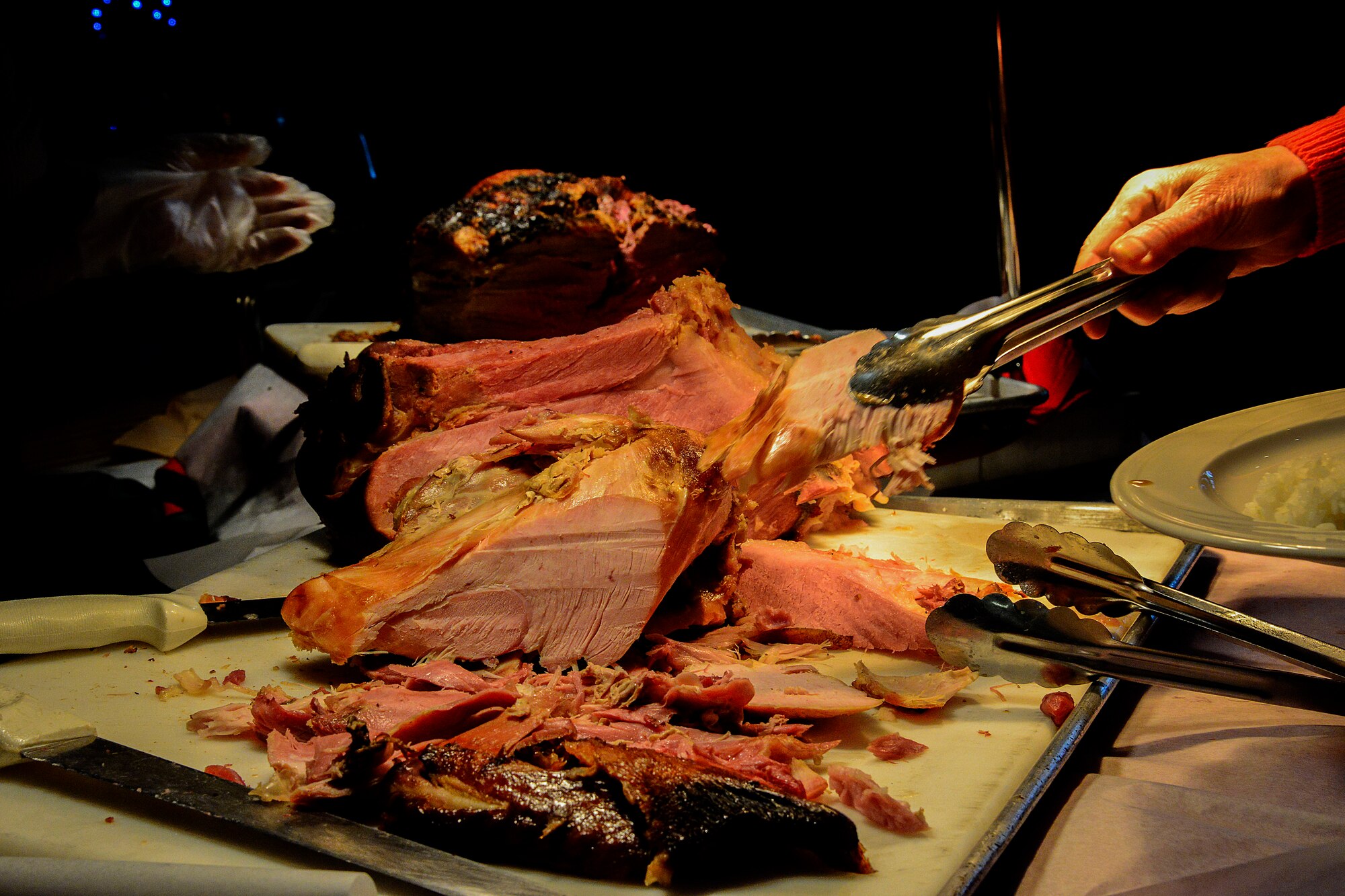 Children take a picture with Santa during the 51st Force Support Squadron’s “Brunch with Santa” on Osan Air Base, Republic of Korea, Dec. 20, 2015. More than 200 Team Osan members attended the annual holiday brunch at the Officer’s Club. (U.S. Air Force photo/Senior Airman Kristin High)