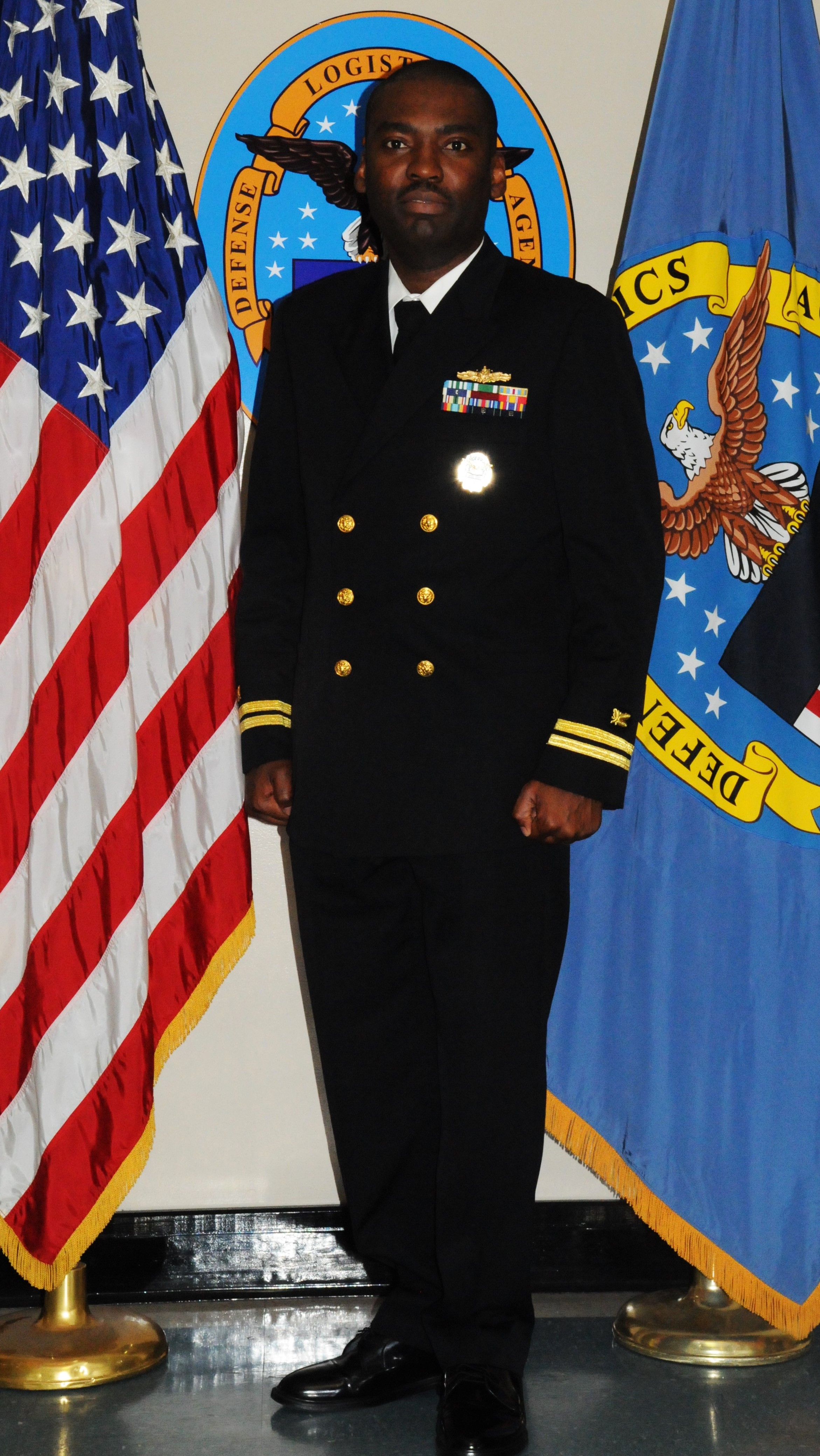 Norfolk S Nneji Awarded Company Grade Officer Of The Quarter Defense Logistics Agency News Article View
