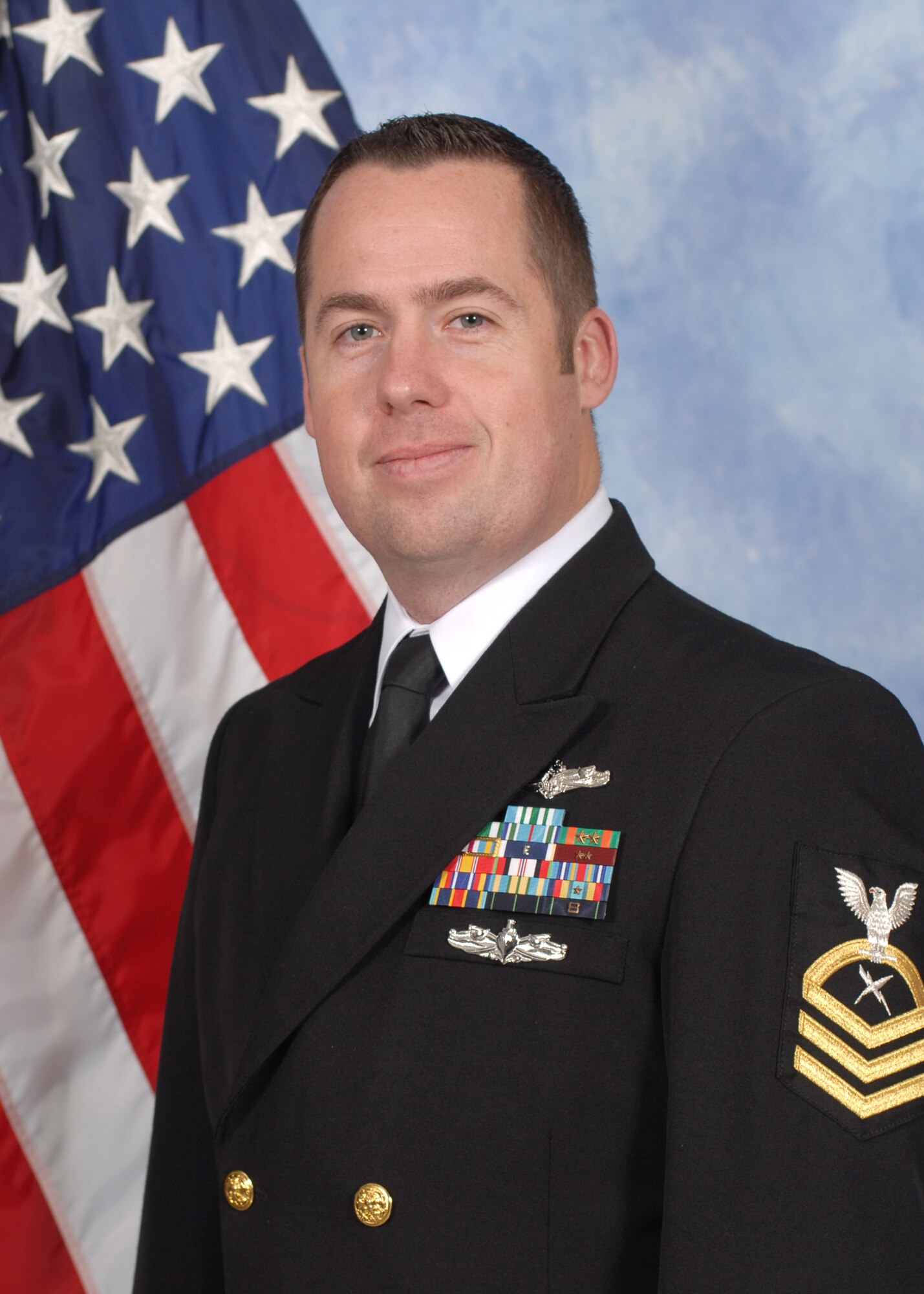 GOODFELLOW AIR FORCE BASE, Texas -- Chief Petty Officer Thomas J. O’Brien, Navy Center for Information Dominance Detachment, is the Team Goodfellow 2014 Senior Service Member of the Year. (U.S. Air Force photo/ 17th Training Wing Public Affairs)