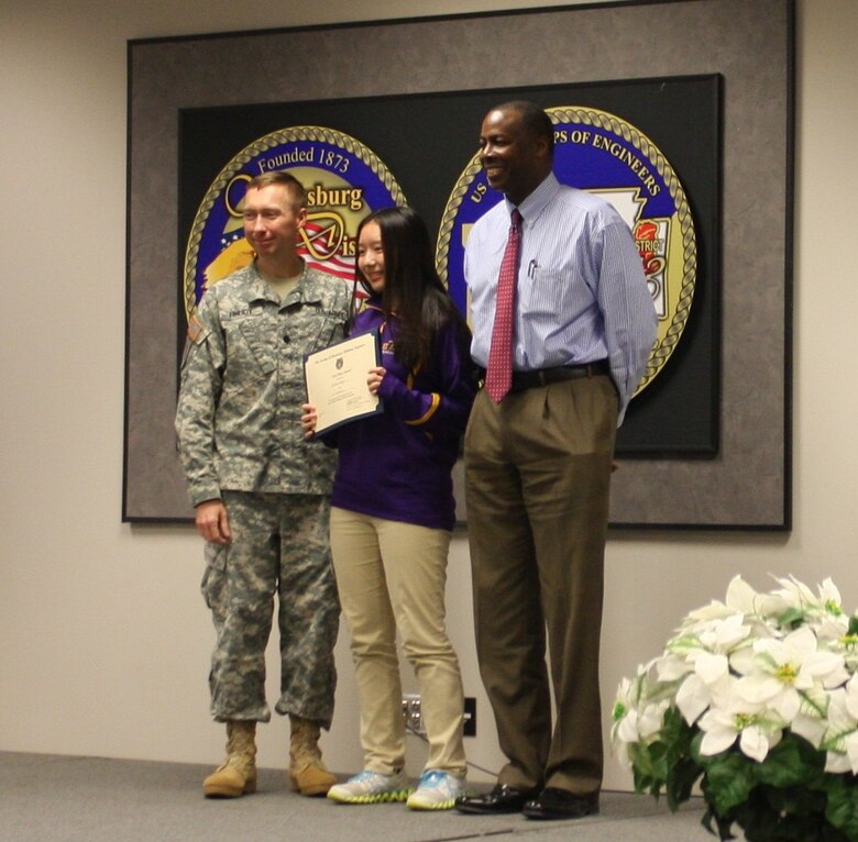 Vicksburg, Miss… The U.S. Army Corps of Engineers Vicksburg District and the Vicksburg Chapter of the Society of American Military Engineers sponsored a math competition for 59 students from Porter's Chapel Academy, Scholastic Academy, St. Aloysius Catholic School, Warren Central Junior High, and Vicksburg Junior High. 

In the January 29, 2015 competition, first place went to Victoria Gong from St. Aloysius. 

PHOTO:  (left to right) LTC Stephen Rhudy (Deputy Commander), Victoria Gong (Student at St. Al) and Henry Dulaney (Chief of Engineering and Construction) 