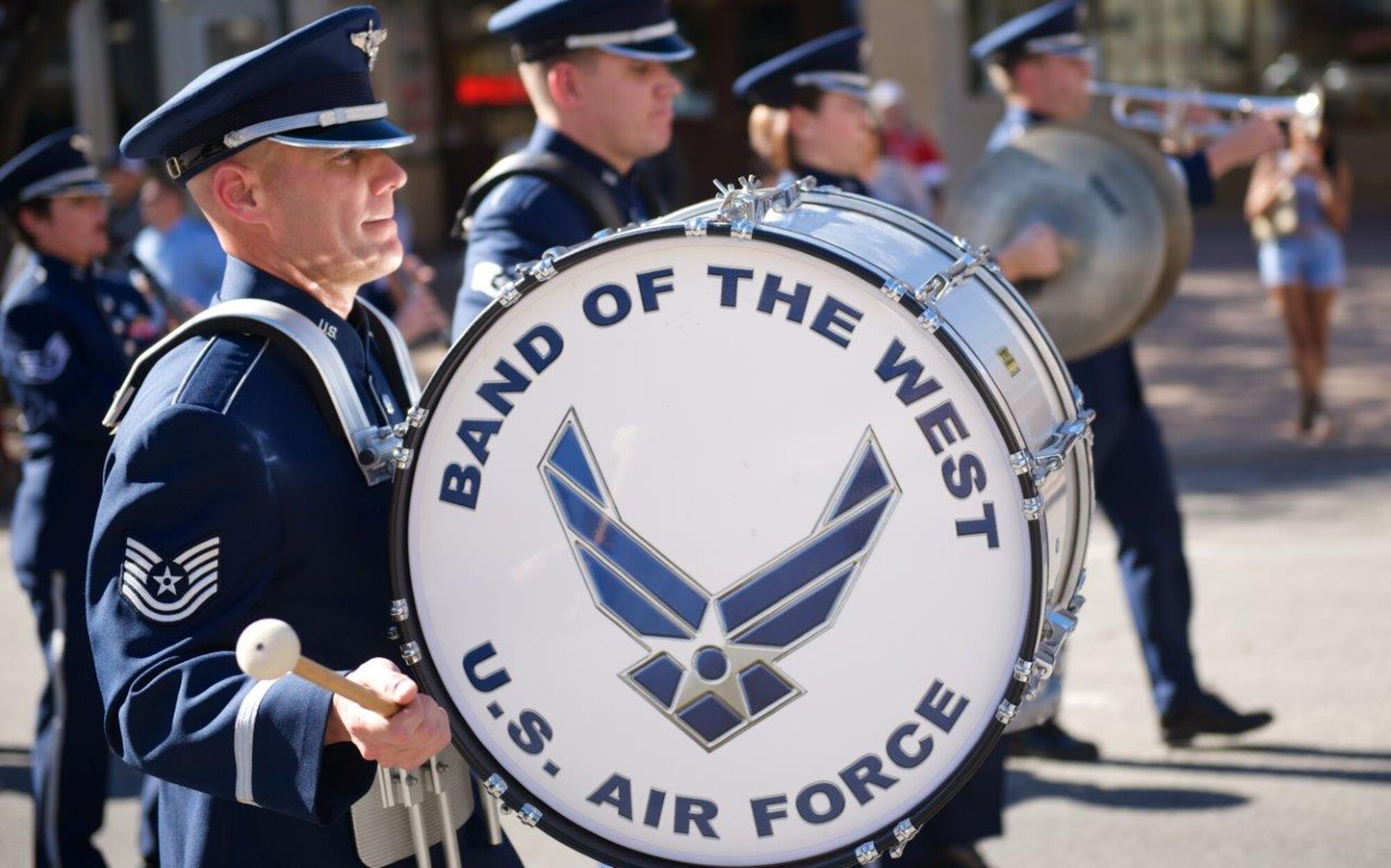 USAF Band of the West's TSgt Chuck Lawyer on bass drum in Austin, TX for the Governor's Inaugural parade.  20 Jan 2015