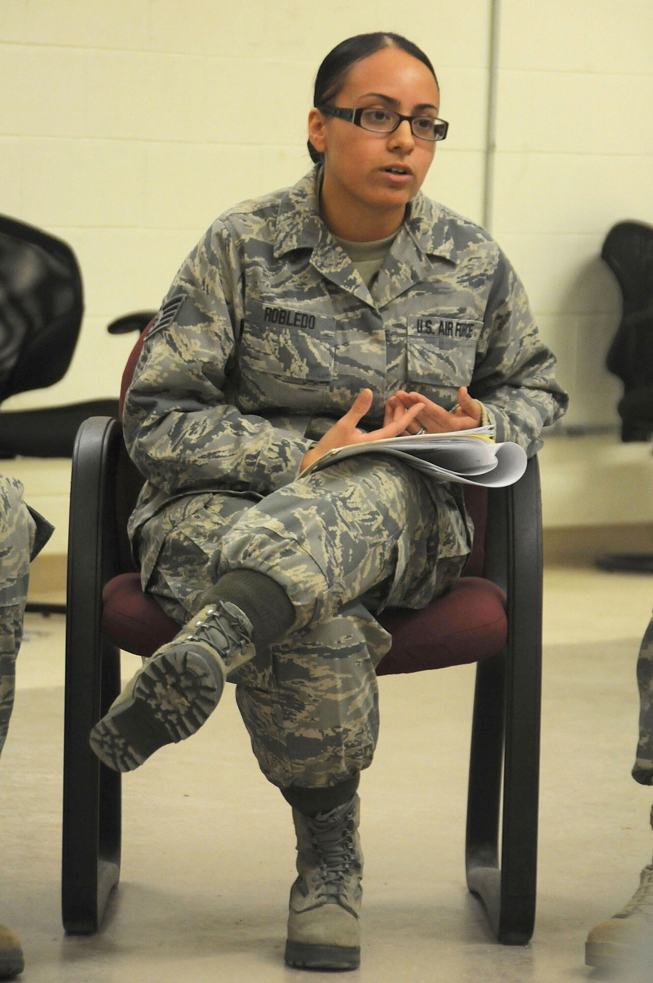 Staff Sgt. Jennifer Robledo, a future chaplain assistant from the 108th Wing, facilitates a simulated discussion during the Traumatic Event Management Course Jan. 16, 2015, at Joint Base McGuire-Dix-Lakehurst, N.J. The scenario discussion took place after a fictitious plane crash. The Army's TEM course is a week long and focuses on unit cohesion and effectiveness to help manage crisis situations. The course focuses on group activities and role playing to reinforce the lessons. At the end of the week, the students are able to take what they learned and bring it back to their units. (U.S. Air National Guard Photo by Airman 1st Class Julia Pyun/Released)