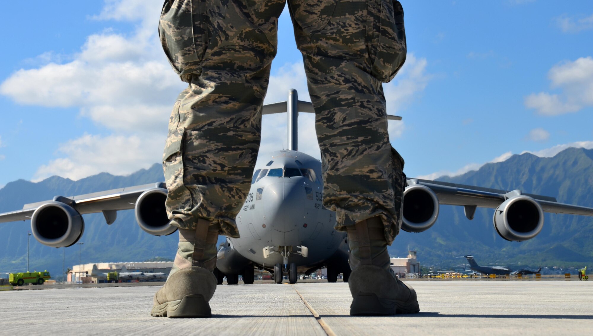 Westover Airlift Control Flight (ALCF) Airmen conduct exercise Patriot Palm at Marine Corps Air Station, Kanneohe Bay, Hawaii, Jan. 11 through Jan. 17.  ALCF is unique in that they are the first troops into a location that does not already have a working air base and usually have to operate alone until they bring in the aircraft needed to finalize the set-up of a functioning base. (U.S. Air Force photo/Staff Sgt.Kelly Goonan)