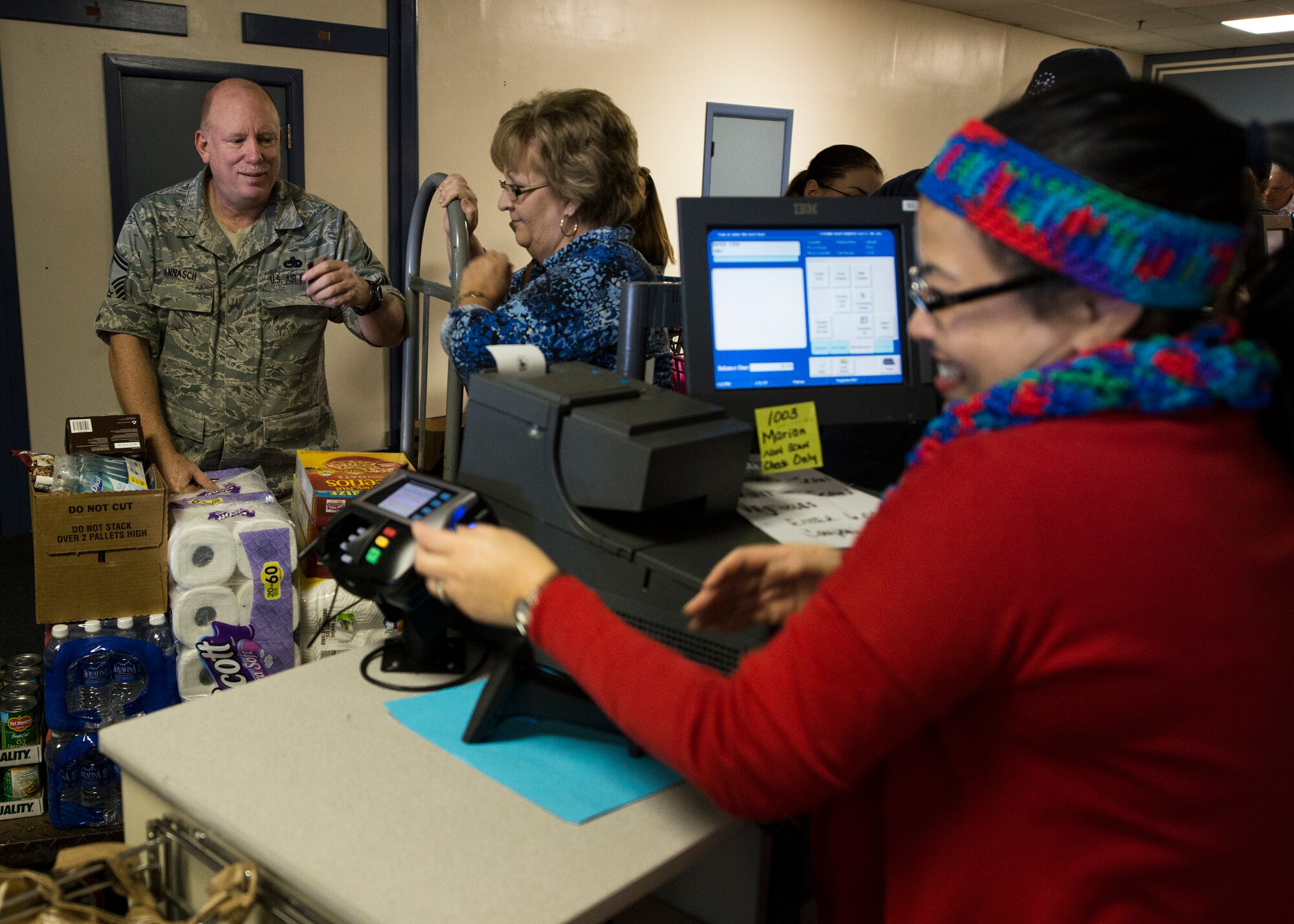Case lot sale held on Duke Field > 919th Special Operations Wing