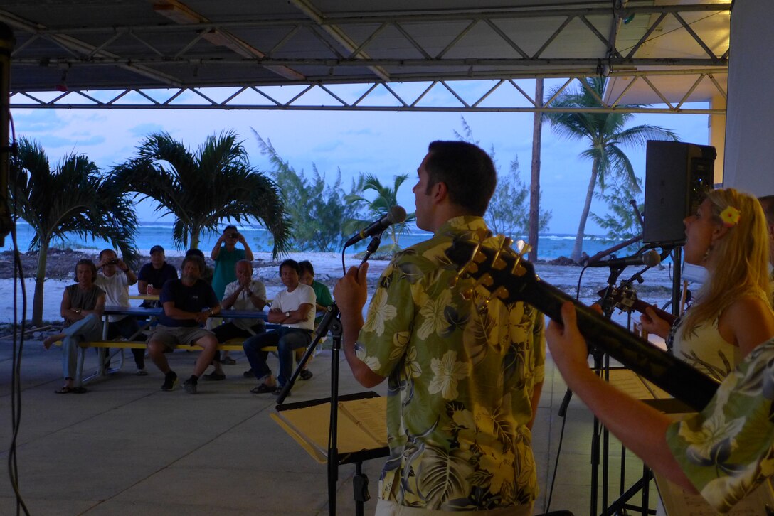 Wake Island, US Territory-- Small Kine vocalists, SSgt Nicholas Daniels and SSgt Courtney Clifford, perform for military personnel on Wake Island.(U.S. Air Force photo by TSgt Michael Smith) (released)