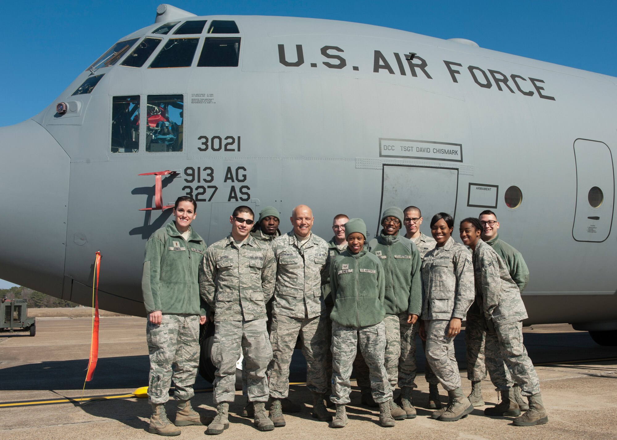 Airmen from the 19th Force Support Squadron food services flight toured the flightline and the inside of a C-130H with members of the 913th Maintenance Squadron Feb. 12, 2015, at Little Rock Air Force Base, Ark. The 913th Airlift Group will host more tours to let Airmen that are not familiar with the combat airlift mission tour the flightline and aircraft. (U.S. Air Force photo by Airman 1st Class Scott Poe)