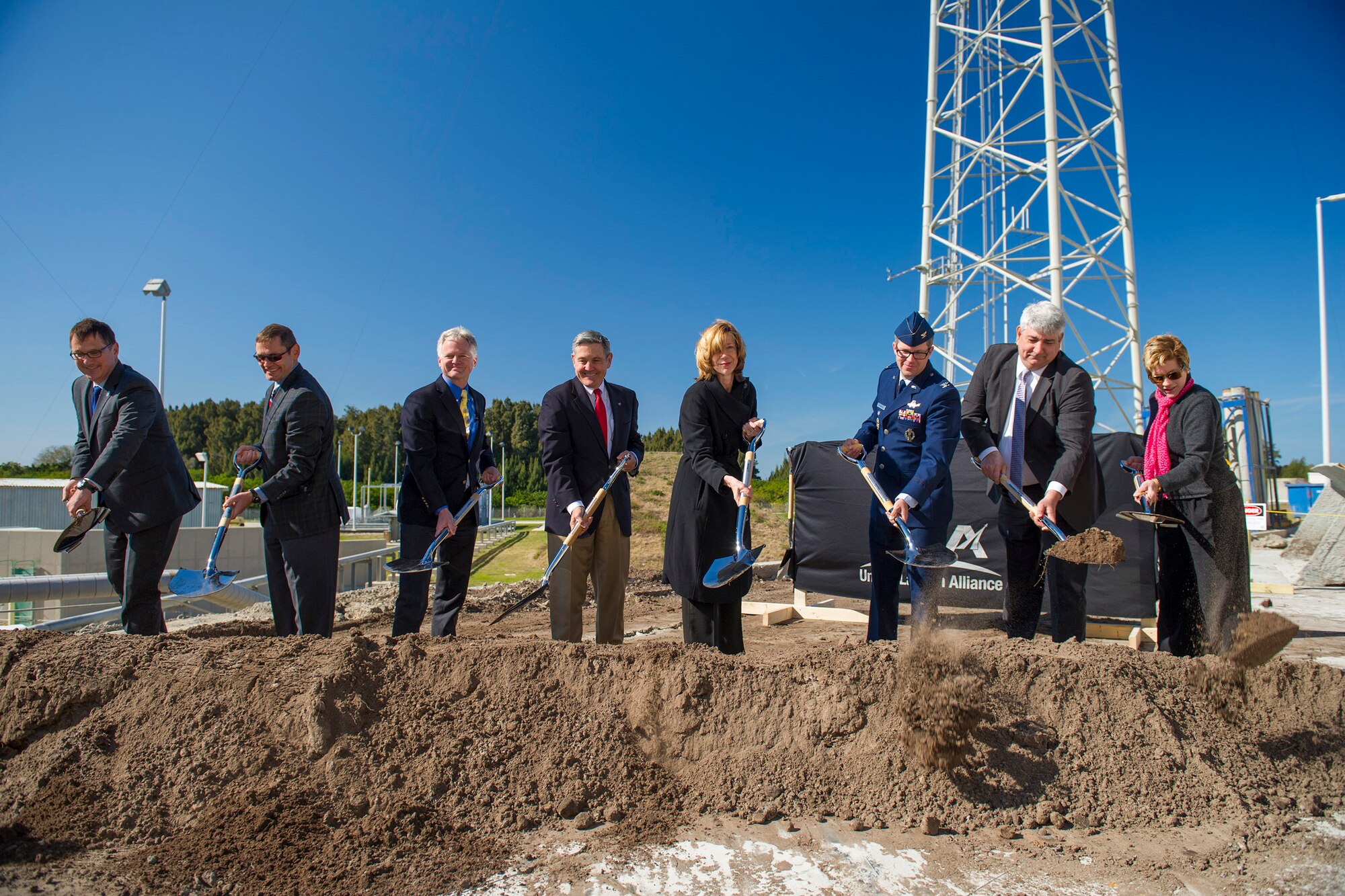 Representatives from the 45th Space Wing, NASA, Boeing, Space X and Space
Florida broke ground, Feb. 20, 2015, on the future site of NASA's
Commercial Crew program, which will launch from Cape Canaveral Air Force
Station in 2017. Astronauts will potentially launch from both 39A and 41
complexes and travel to the International Space Station. Pictured from left
to right: John Mulholland, Boeing, Vice President Commercial Programs, John Elbon, Boeing, vice president and general manager, Space Exploration, Jim Sponnick, ULA, vice president, Atlas and Delta Programs, Bob Cabana, Kennedy Space Center director, Kathy Leuders, NASA, Commercial Crew Program Manager, Col. Shawn Fairhurst, 45th Space Wing vice commander, Jim Kuzma, Chief Operating Officer, Space Florida, Lynda Weatherman, chief executive officer, Economic Development Council of Florida's Space Coast (U.S. Air Force photo/Matthew Jurgens)
