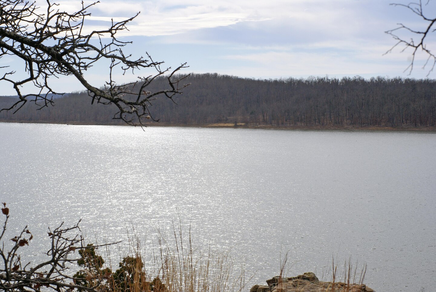 The Tulsa District U.S. Army Corps of Engineers announced today the temporary closure of two boat ramps and the placement of new buoys on the west end of Skiatook Lake. The Corps closed the boat ramps at Twin Points and Hominy Landing recreation areas due to low water levels brought on by the continuing drought. 
