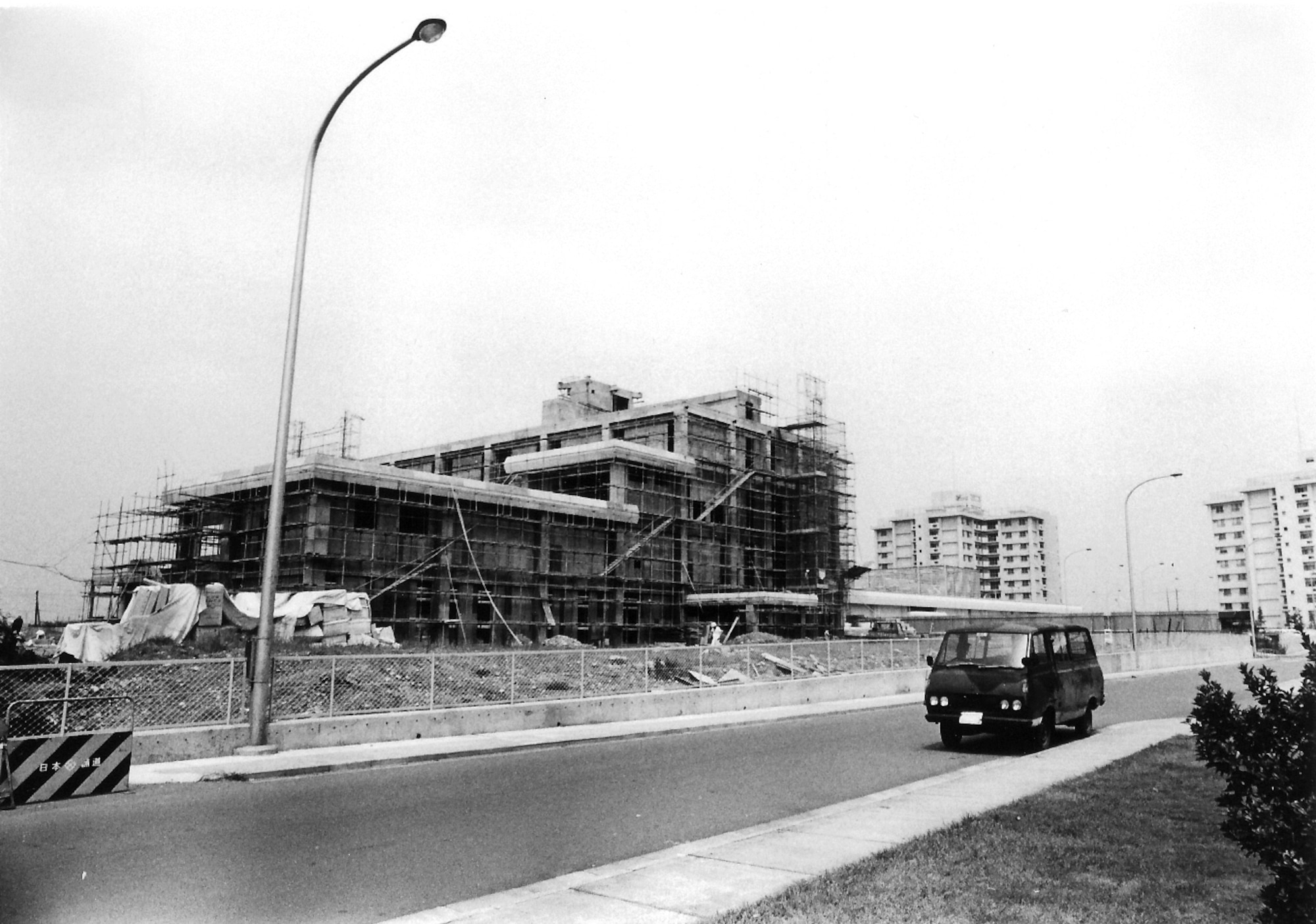 A 1975 view of the Yokota hospital still under construction. All Yokota
residents used the hospital at the old Tachikawa Air Base until April 1976
when the facility at Yokota became operational. (Photo courtesy of the 374th 
Airlift Wing History Office)
