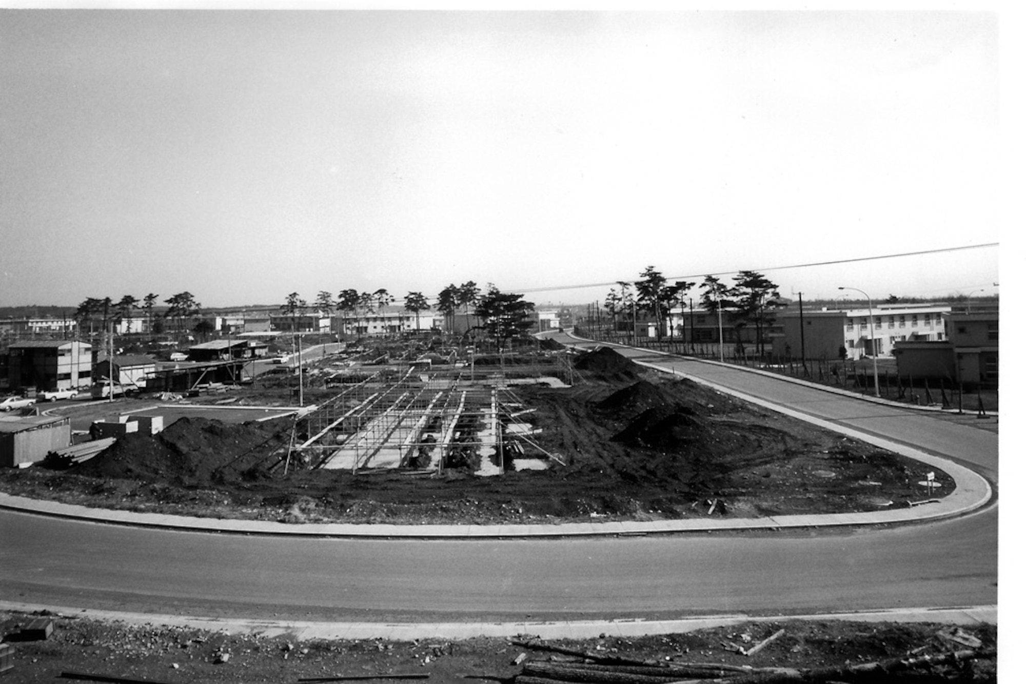 An early 1973 view of Yokota's east side garden unit housing area during
construction. (Photo courtesy of the 374th 
Airlift Wing History Office)
