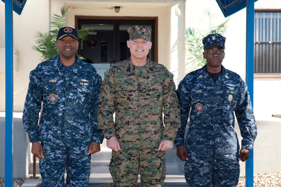 Sgt. Maj. Micheal P. Barrett, the 17th Sergeant Major of the Marine Corps, with Marines and Sailors at Naval Base San Diego, Calif., on Jan. 5, 2015. (U.S. Marine Corps photo by Lance Cpl. Samantha K. Draughon/ Released)