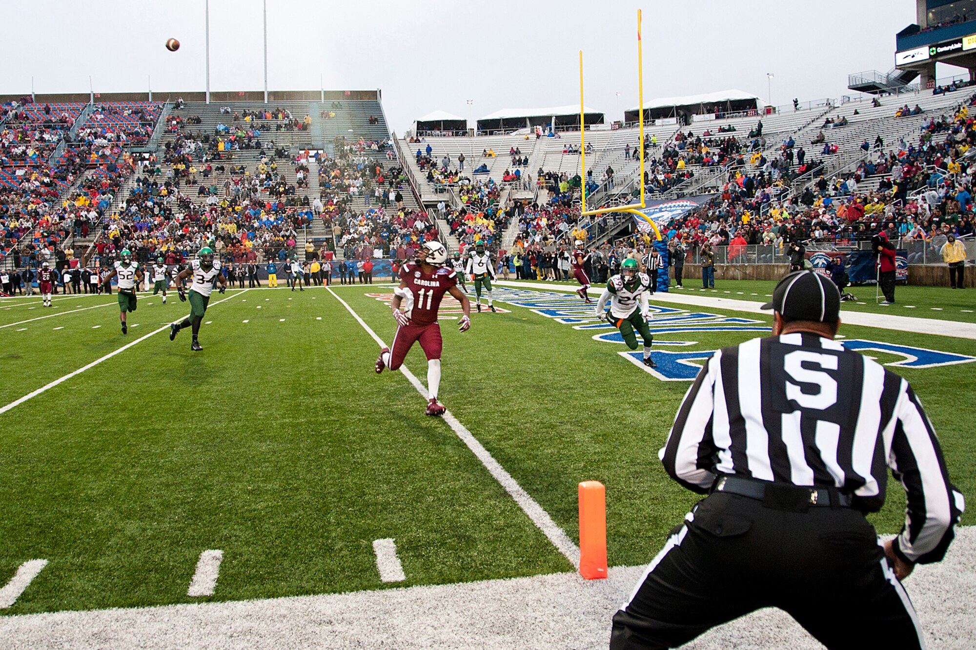 University of South Carolina football player Pharoh Cooper (11) is wide open in the end zone during the Duck Commander Independence Bowl Dec. 27, 2014, at Independence Stadium in Shreveport, La. Members of the University of South Carolina football team were given a tour of the B-52 at Barksdale Air Force Base, La., during their visit to Shreveport. (U.S. Air Force photo by Master Mary Hinson/Released)