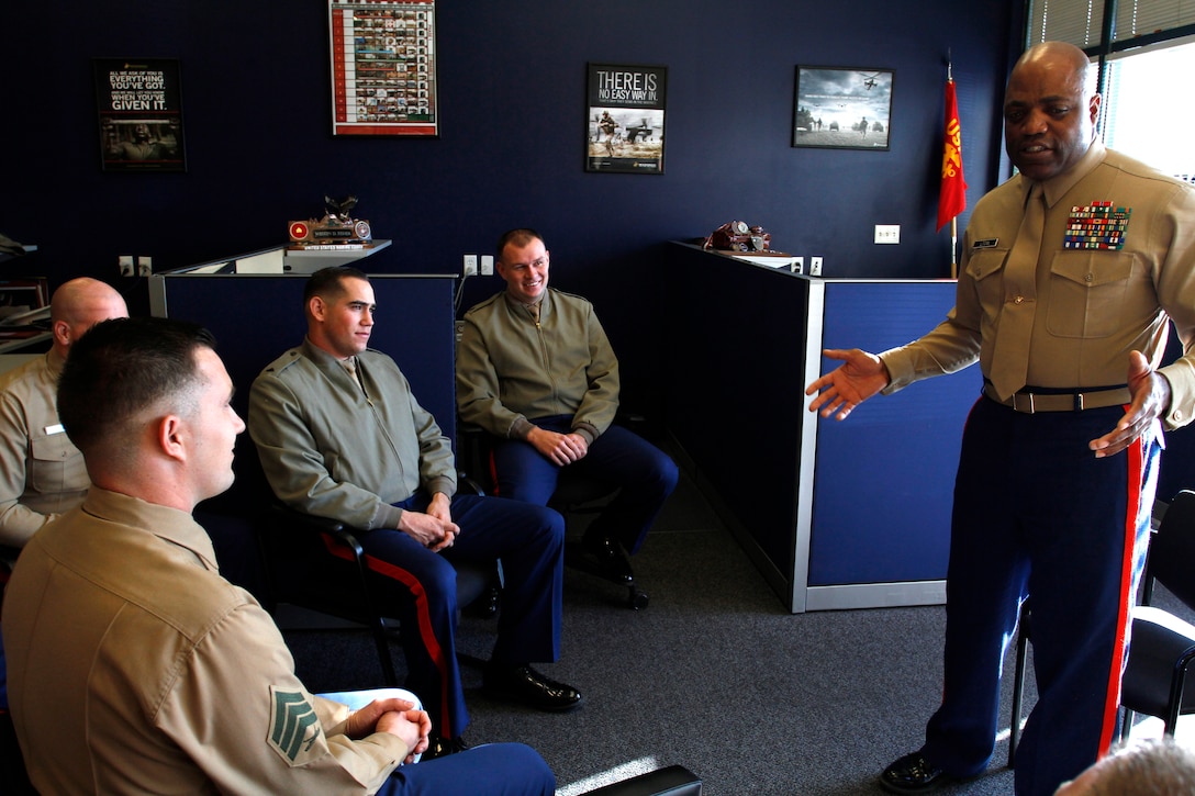 Sgt. Maj. Michael A. Logan, Sergeant Major,  Marine Corps Recruiting Command, talks with Marines from Recruiting Station Salt Lake City Jan. 6, 2015. Leadership from MCRC visited RS SLC to assist in training. (U.S. Marine Corps photo by Sgt. Daniel Wetzel)