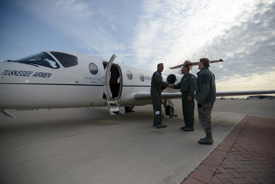 Maj. Gen. Michael A. Keltz, left, 19th Air Force commander, Joint Base San Antonio–Randolph, Texas, is greeted by Col. Brian Hastings, center, 47th Flying Training Wing commander, and Chief Master Sgt. Teresa Clapper, right, 47th FTW command chief, at the flightline on Laughlin Air Force Base, Texas, Jan. 7, 2015. Keltz visited Laughlin as part of a familiarization tour to learn more about Laughlin’s mission requirements, needs of the force and to speak with Airman about building and sustaining an innovative Air Force. (U.S. Air Force photo by Staff Sgt. Steven R. Doty)(Released)
