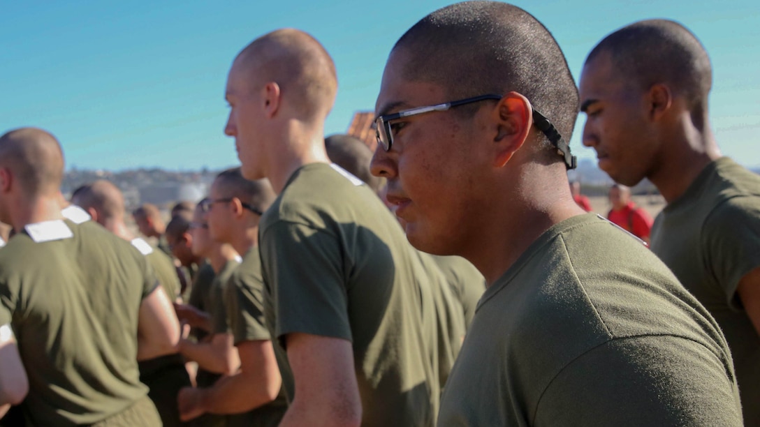 Recruit Florentino A. Buck, Platoon 1050, Charley Company, 1st Recruit Training Battalion, begins the timed three mile run portion of the Physical Fitness Test at Marine Corps Recruit Depot San Diego, Dec. 22. Buck is Shiprock, N.M., native and was recruited out of Recruiting Substation Albuquerque, N.M.