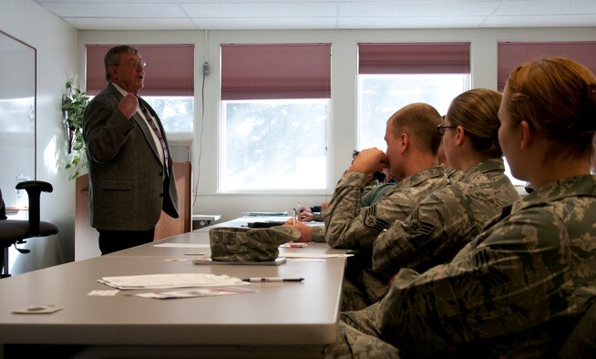 Bill Hardesty, Troops to Teachers Wyoming’s representative, informs Airmen and retirees on opportunities to start a career in education Jan. 6, 2014, in the education center, F.E. Warren Air Force Base, Wyo. Hardesty said he has assisted more than 100 service members enter into the education career field. (U.S. Air Force photo/Airman 1st Class Malcolm Mayfield)