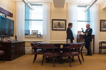 18th Chairman of the Joint Chiefs of Staff Gen. Martin E. Dempsey speaks with Fox News Sunday host Chris Wallace during a recorded interview at the Pentagon, Washington D.C., Jan. 9, 2015. Dempsey answered questions on topics such as the recent attack in Paris, ongoing operations against ISIL and the mission in Afghanistan. (DoD photo by D. Myles Cullen/Released)
