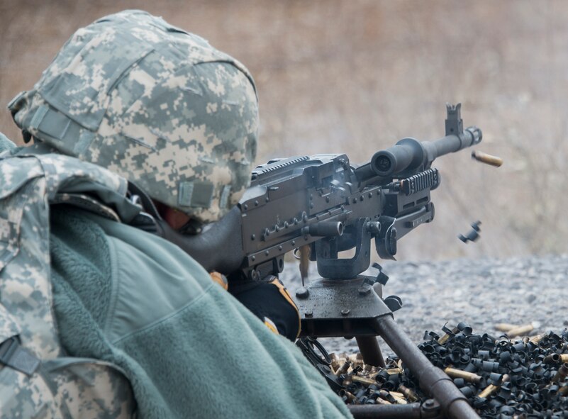 Airmen assigned to the 919th Special Operations Security Forces Squadron complete heavy weapons qualification firing Jan 10, 2015 at Duke Field, Fla.  (U.S. Air Force photo/ Tech. Sgt. Jasmin Taylor)