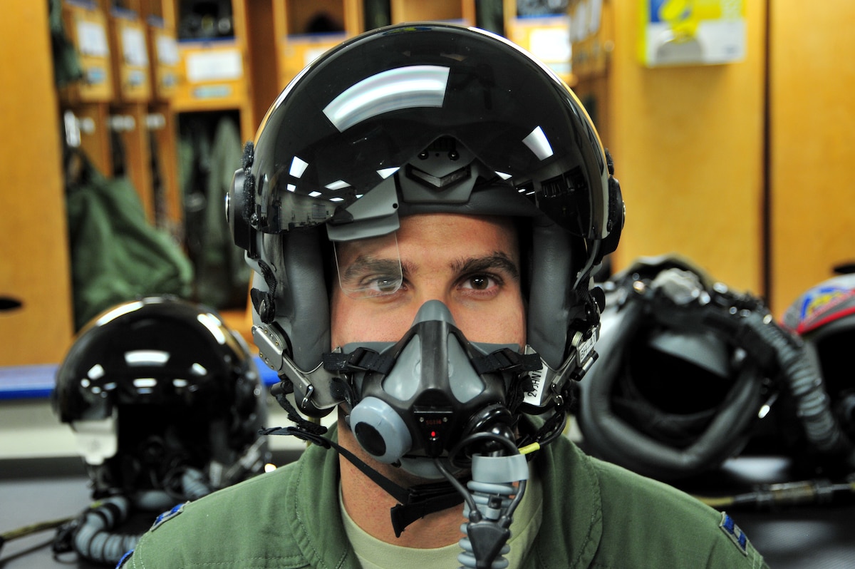 Air Force Aviator Helm 354th Bulldogs Improve In-flight Sight Air Combat  Command