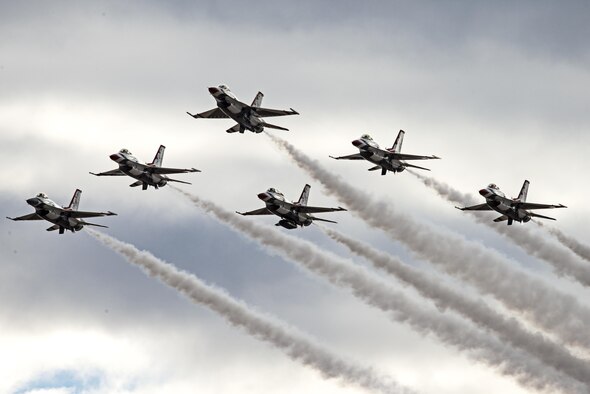 s of for formation delta hi U.S. Display Force Photos Article > Air in Force > Week Air