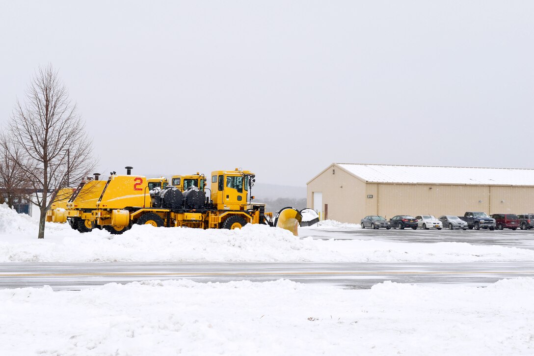 New York Air National Guard airmen pre-positioned snow removal vehicles ...