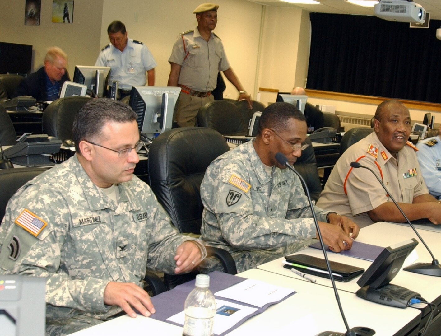 New York Guard hosts South African defense force chief > National Guard ...