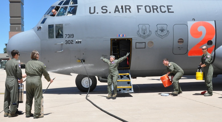 Flight Engineer Retires After Nearly 22 Years Of Service 302nd 5300