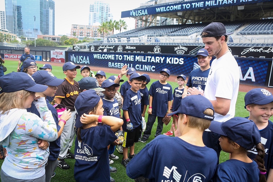 SD Padres Military T-shirt Baseball San Diego Padres 