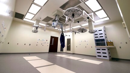 The new Wilford Hall Ambulatory Surgical Center will have four fully outfitted operating rooms. The rooms are state-of-the-art with ceiling mounted equipment and utility supply booms which leave the floor entirely unobstructed for staff mobility and flexibility. They also employ the latest audio-visual patient monitoring and feedback systems for enhanced monitoring and practitioner training. (U.S. Air Force photo/Staff Sgt. Kevin Iinuma)