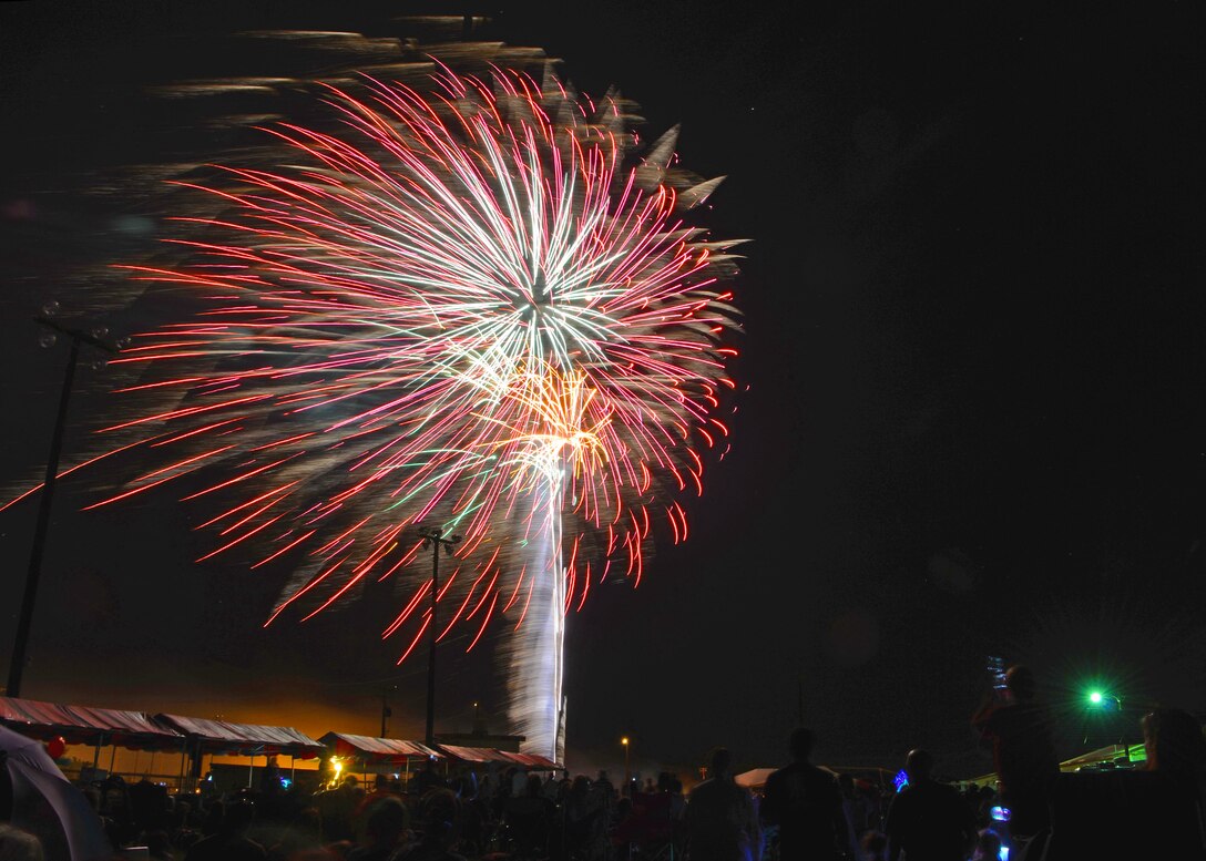 Despite the usual windy conditions, the fireworks extravaganza, which was accompanied by music, culminated the 2015 Freedom Fest at Edwards July 4. (U.S. Air Force photo by Jet Fabara)