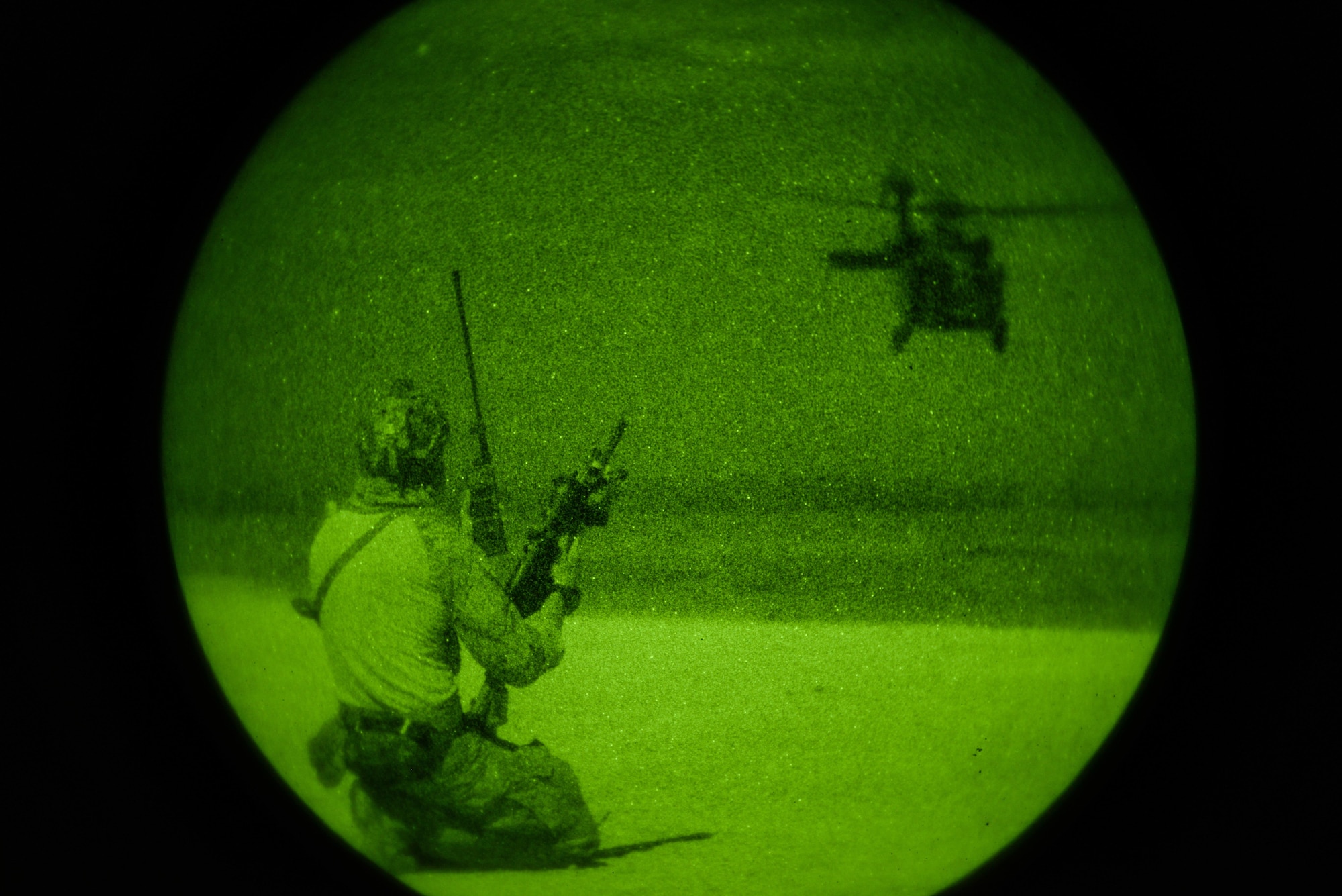 A U.S. Air Force Special Tactics combat controller from the 320th Special Tactics Squadron waits as an Australian army S-70A Black Hawk takes off after extracting personnel during exercise Talisman Sabre in the Northern Territory of Australia, June 30, 2015. Not a day goes by where military forces from Australia and the U.S. aren’t somehow working side-by-side to ensure peace and stability. (U.S. Air Force photo by Senior Airman Stephen G. Eigel)