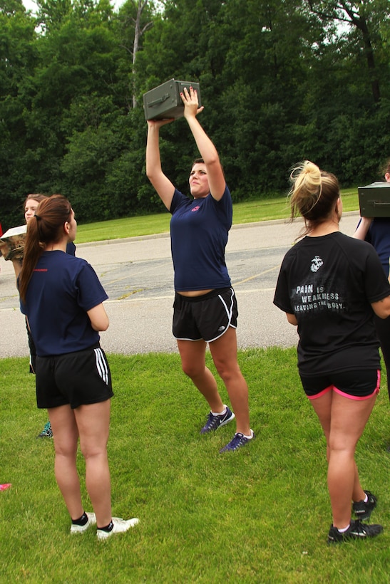 Future female Marines tackle Marine Corps lifestyle