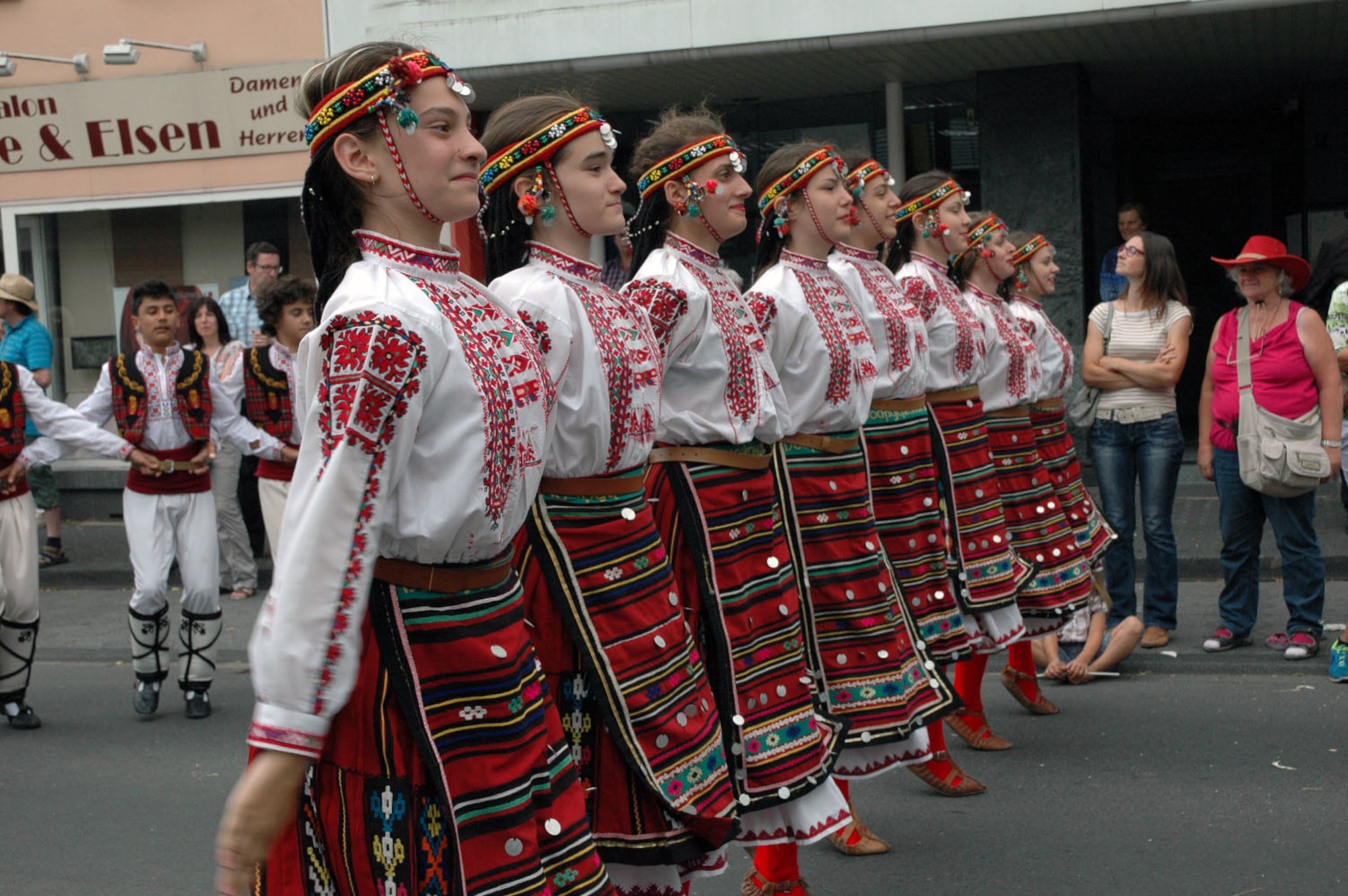 Bitburg observes 1300th anniversary during folklife festival ...